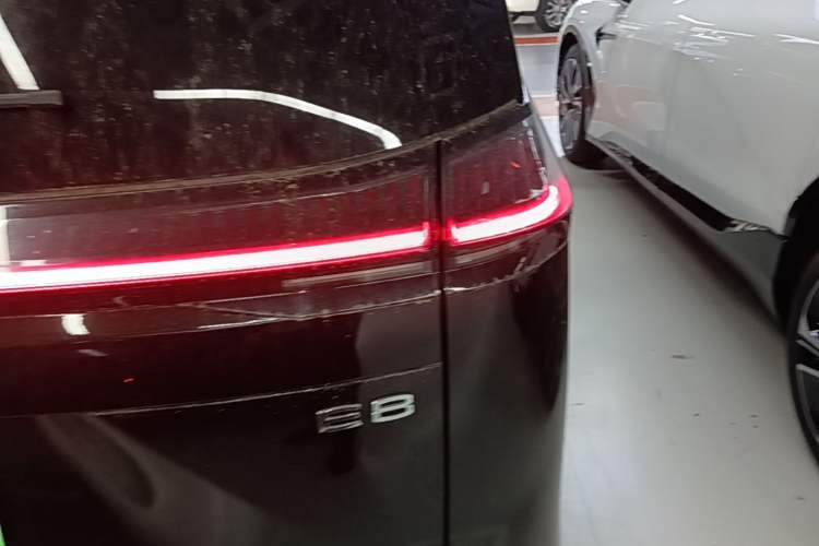 Used GAC Trumpchi E8 New Energy 2024 150km MAX Right Rear Taillight
