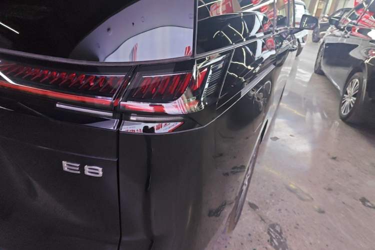 Used GAC Trumpchi E8 New Energy 2024 150km MAX+ Right Rear Taillight