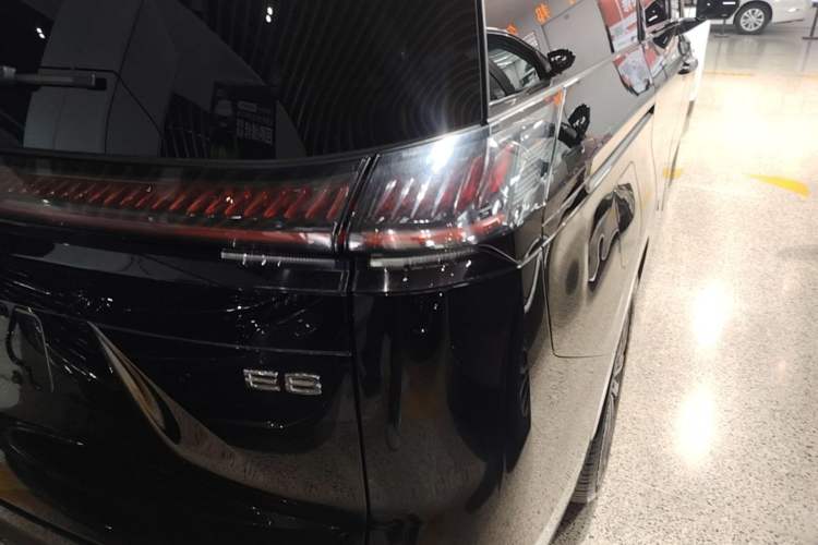 Used GAC Trumpchi E8 New Energy 2024 150km MAX Right Rear Taillight