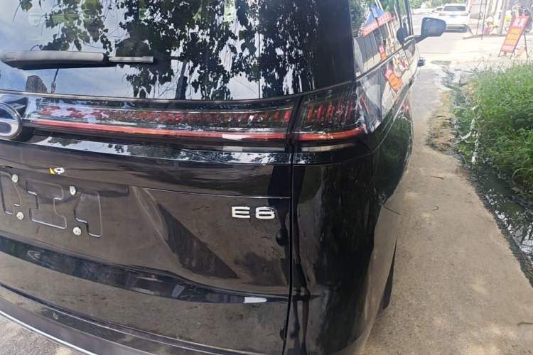 Used GAC Trumpchi E8 New Energy 2024 150km MAX+ Right Rear Taillight