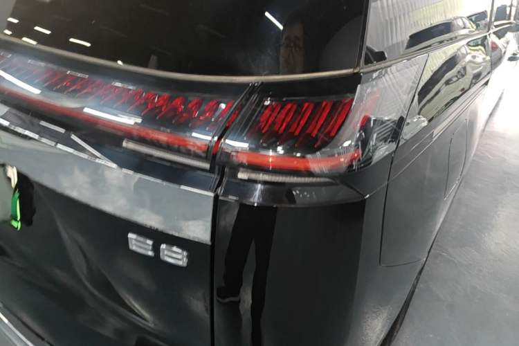 Used GAC Trumpchi E8 New Energy 2024 150km Longteng Glorious+ Right Rear Taillight