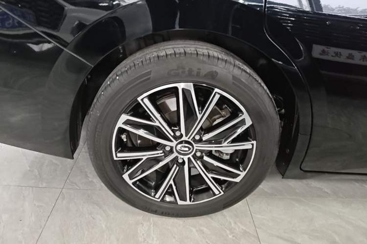 Used GAC Trumpchi E8 New Energy 2024 150km MAX Right Rear Wheel Hub