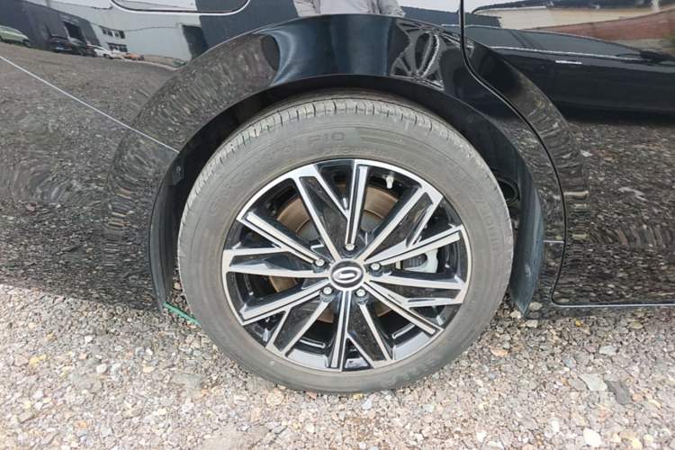 Used GAC Trumpchi E8 New Energy 2024 150km MAX Right Rear Wheel Hub