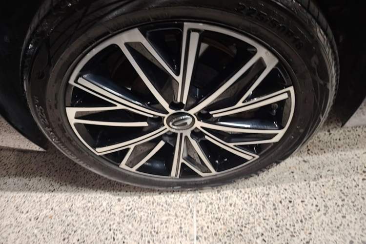 Used GAC Trumpchi E8 New Energy 2024 150km MAX Right Rear Wheel Hub