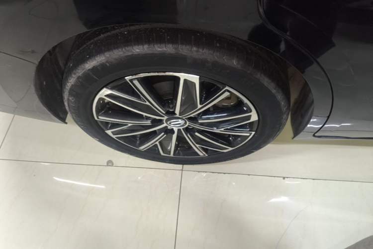 Used GAC Trumpchi E8 New Energy 2024 150km MAX Right Rear Wheel Hub