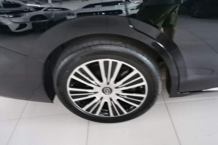 Used GAC Trumpchi E8 New Energy 2024 150km MAX+ Right Rear Wheel Hub