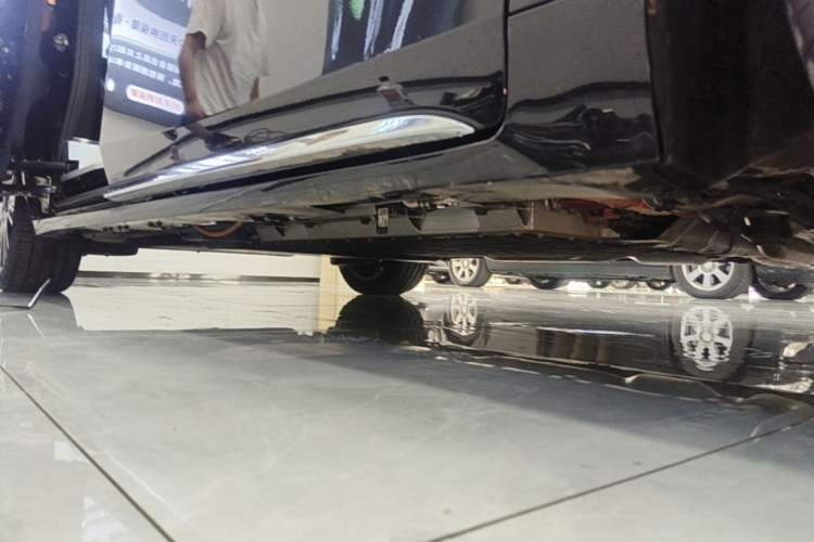 Used GAC Trumpchi E8 New Energy 2024 150km MAX+ Right Side Sill