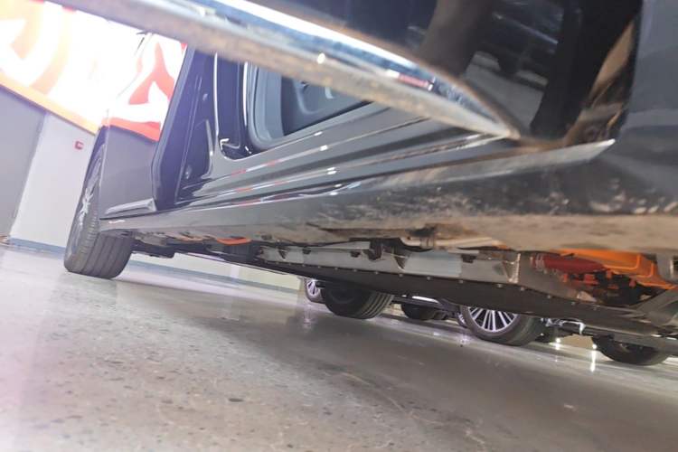 Used GAC Trumpchi E8 New Energy 2024 150km MAX+ Right Side Sill