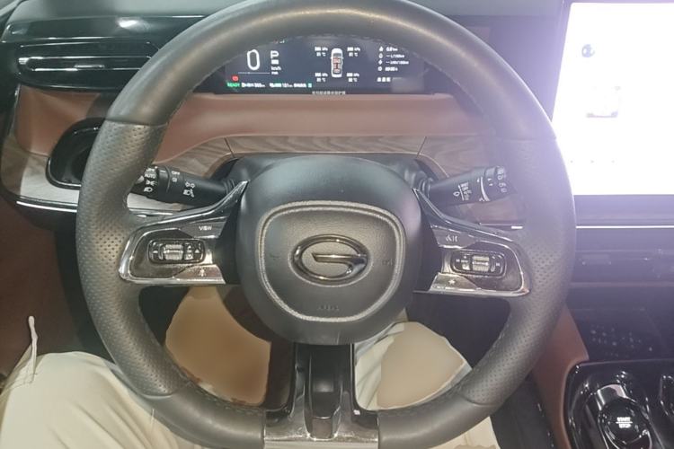 Used GAC Trumpchi E8 New Energy 2024 150km Longteng Glorious+ Steering Wheel