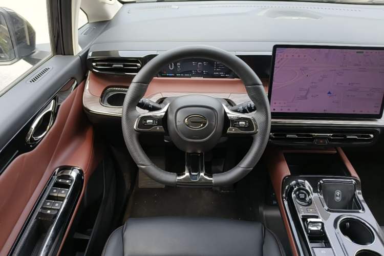Used GAC Trumpchi E8 New Energy 2024 150km Longteng Glorious+ Steering Wheel
