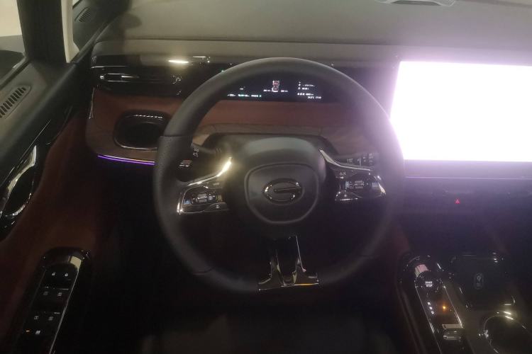 Used GAC Trumpchi E8 New Energy 2024 150km MAX+ Steering Wheel