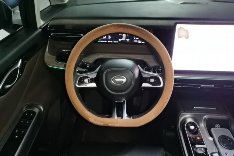 Used GAC Trumpchi E8 New Energy 2024 150km MAX Steering Wheel
