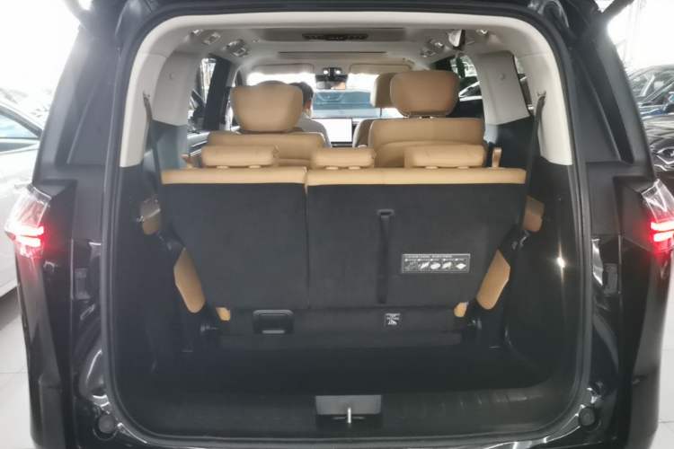 Used GAC Trumpchi E8 New Energy 2024 150km MAX+ Trunk