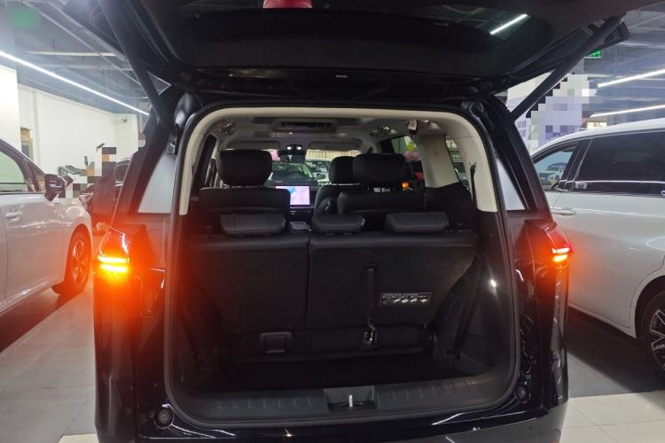 Used GAC Trumpchi E8 New Energy 2024 150km MAX Trunk