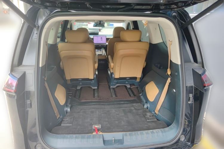Used GAC Trumpchi E8 New Energy 2024 150km MAX Trunk