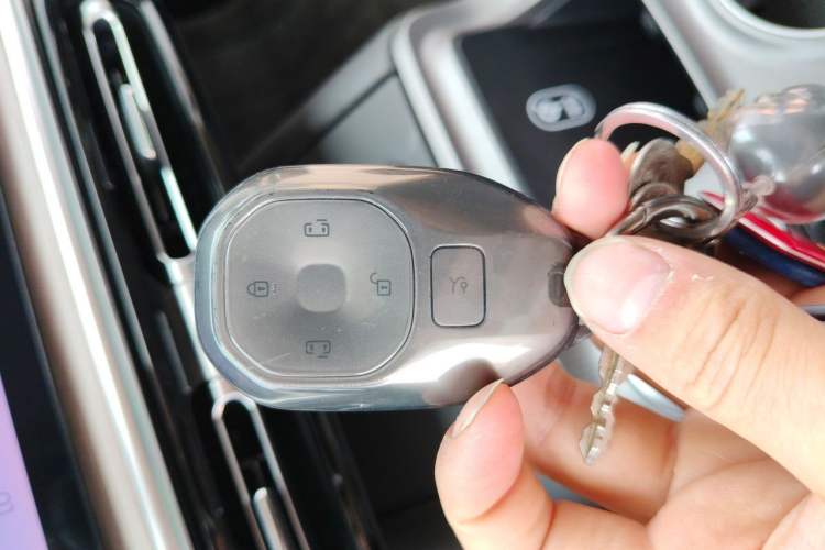 Used GAC Trumpchi E8 New Energy 2024 150km MAX Vehicle Key
