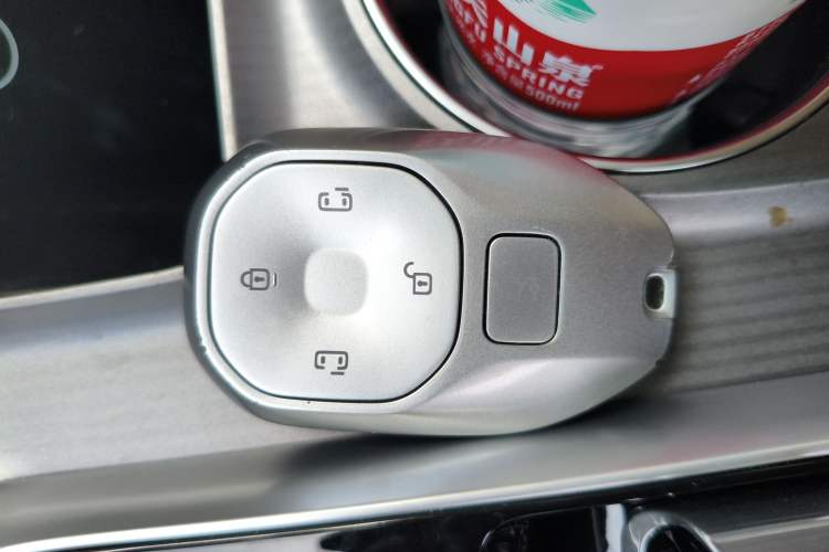 Used GAC Trumpchi E8 New Energy 2024 150km MAX Vehicle Key