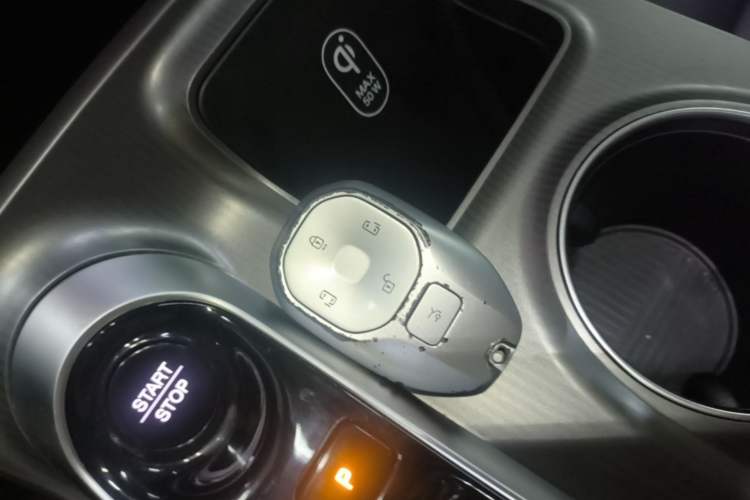 Used GAC Trumpchi E8 New Energy 2024 150km MAX Vehicle Key