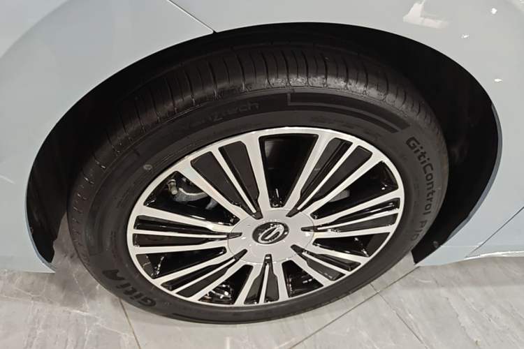 Used GAC Trumpchi E8 New Energy 2024 150km MAX+ Exterior 4