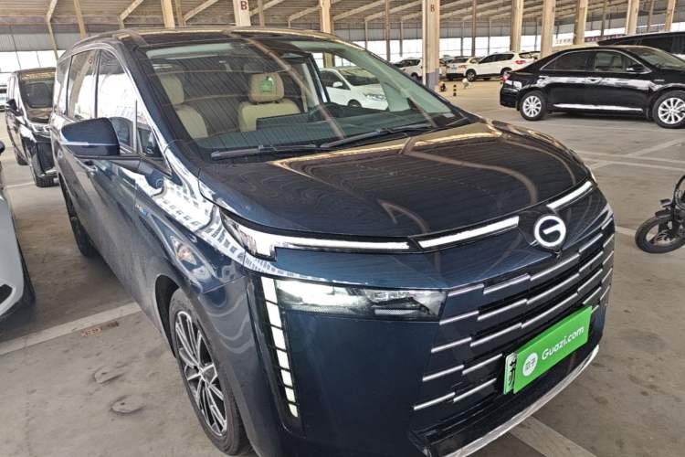 Used GAC Trumpchi E8 New Energy 2024 150km MAX Front Right 45 Deg