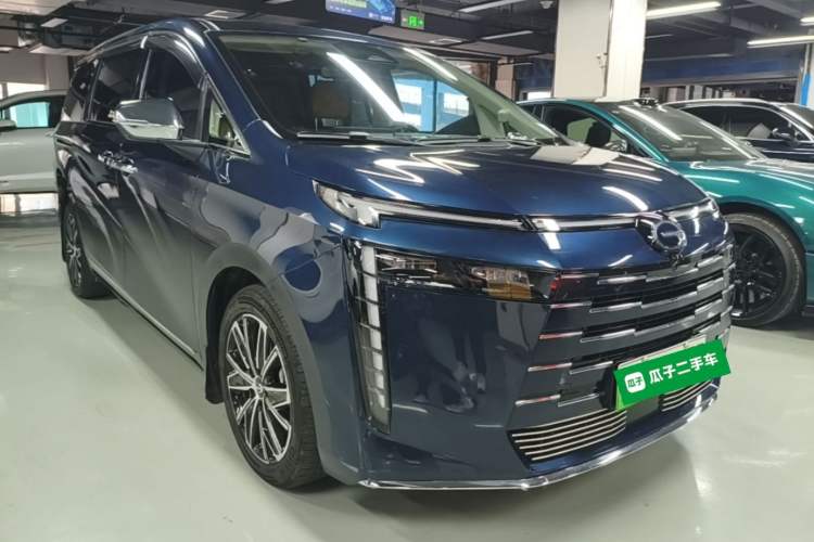 Used GAC Trumpchi E8 New Energy 2024 150km MAX Front Right 45 Deg