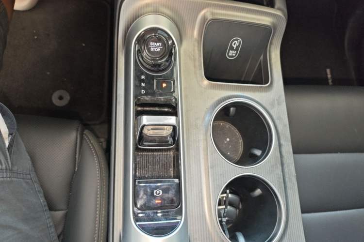 Used GAC Trumpchi E8 New Energy 2024 150km MAX Gear Lever