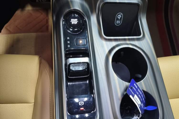 Used GAC Trumpchi E8 New Energy 2024 150km MAX Gear Lever