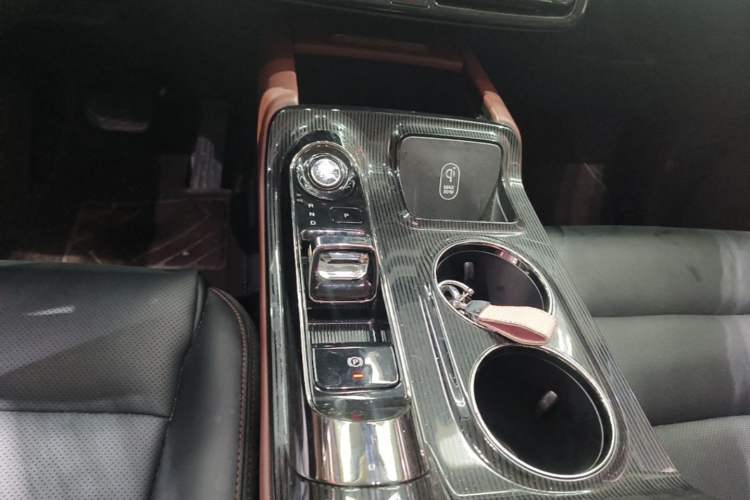 Used GAC Trumpchi E8 New Energy 2024 150km MAX+ Gear Lever