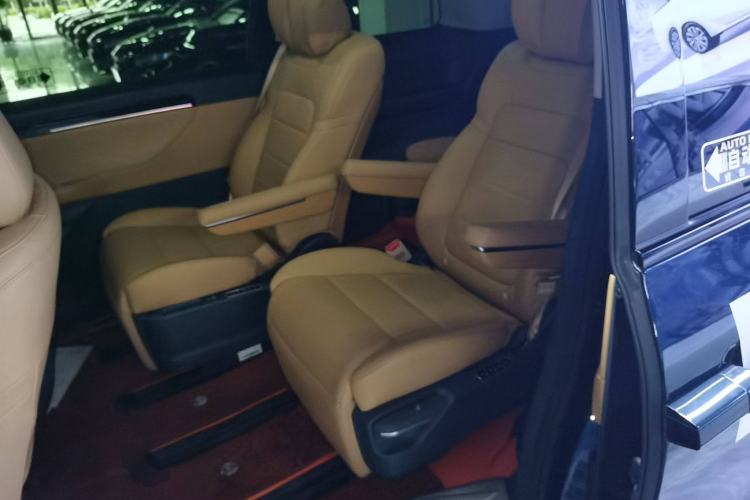 Used GAC Trumpchi E8 New Energy 2024 150km MAX Interior 4