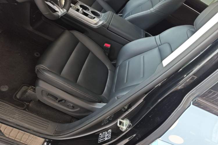Used GAC Trumpchi E8 New Energy 2024 150km MAX Left Front Seat