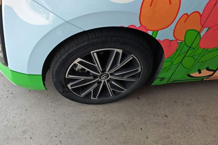 Used GAC Trumpchi E8 New Energy 2024 150km MAX Left Front Wheel Hub