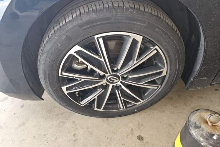 Used GAC Trumpchi E8 New Energy 2024 150km MAX Left Front Wheel Hub