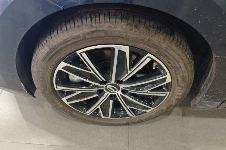 Used GAC Trumpchi E8 New Energy 2024 150km MAX Left Front Wheel Hub
