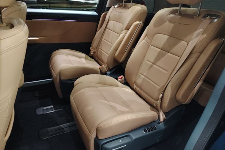 Used GAC Trumpchi E8 New Energy 2024 150km MAX Left Rear Seat