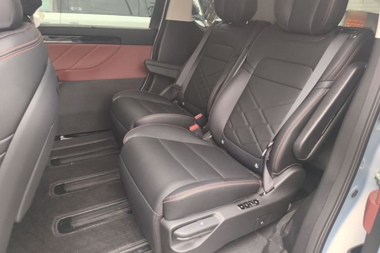 Used GAC Trumpchi E8 New Energy 2024 150km MAX+ Left Rear Seat
