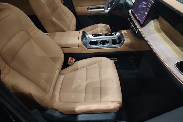 Used GAC Trumpchi E8 New Energy 2024 150km MAX Right Front Seat