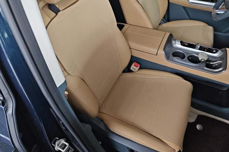 Used GAC Trumpchi E8 New Energy 2024 150km MAX Right Front Seat