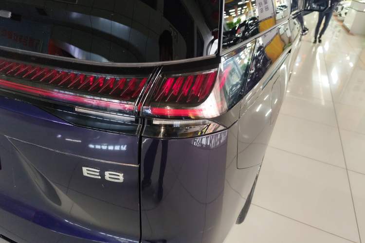 Used GAC Trumpchi E8 New Energy 2024 150km MAX Right Rear Taillight