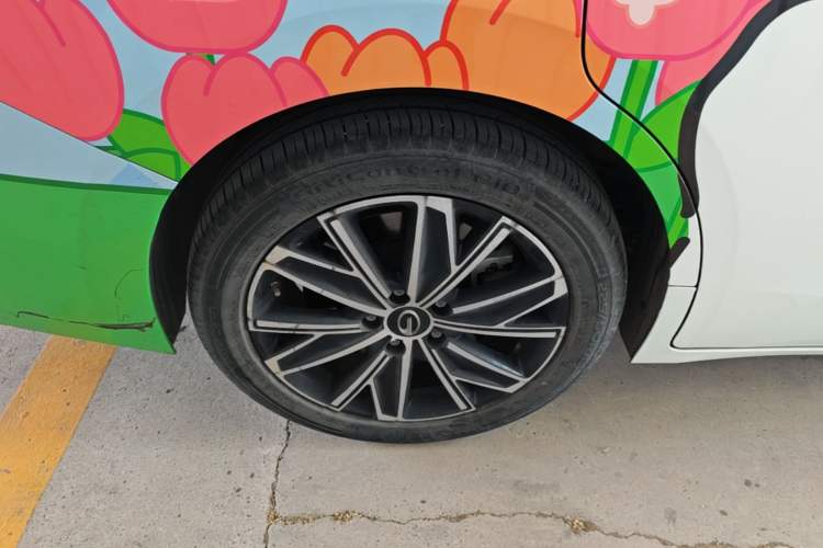 Used GAC Trumpchi E8 New Energy 2024 150km MAX Right Rear Wheel Hub