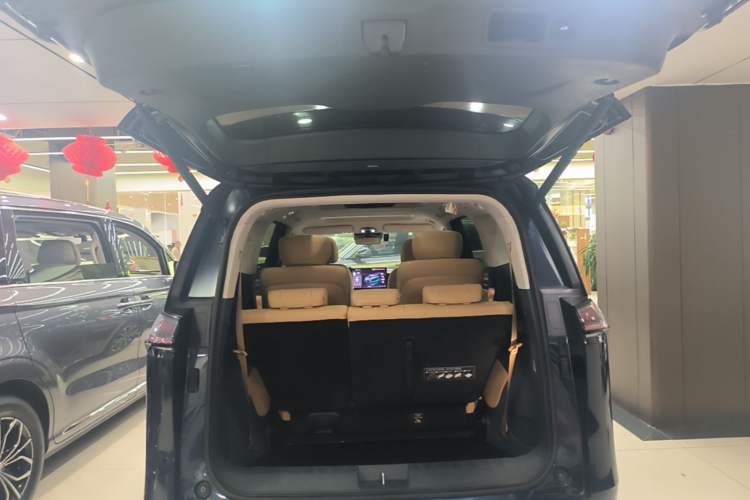 Used GAC Trumpchi E8 New Energy 2024 150km MAX Trunk