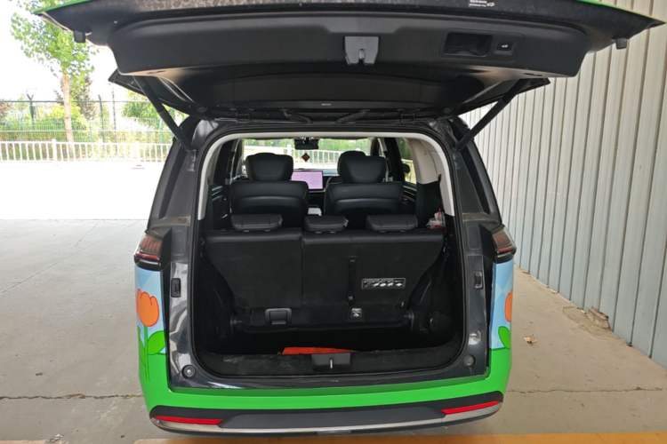 Used GAC Trumpchi E8 New Energy 2024 150km MAX Trunk