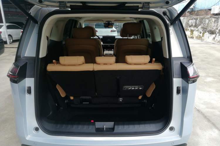 Used GAC Trumpchi E8 New Energy 2024 150km MAX+ Trunk