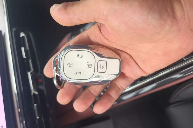 Used GAC Trumpchi E8 New Energy 2024 150km MAX+ Vehicle Key