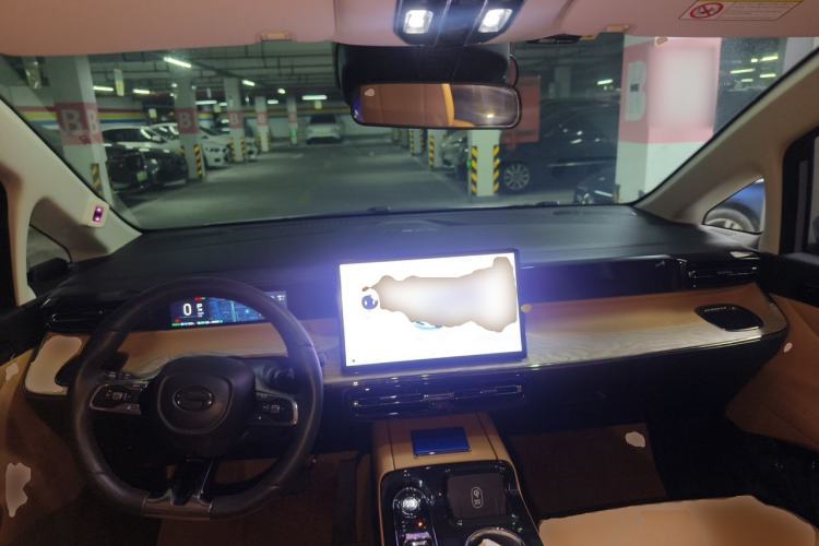 Used GAC Trumpchi E8 New Energy 2024 150km MAX+ Center Console