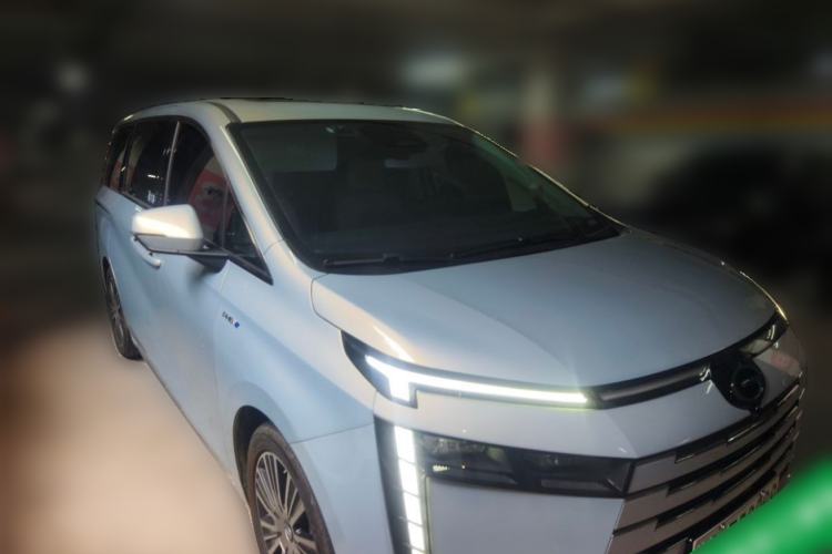 Used GAC Trumpchi E8 New Energy 2024 150km MAX+ Front Right 45 Deg