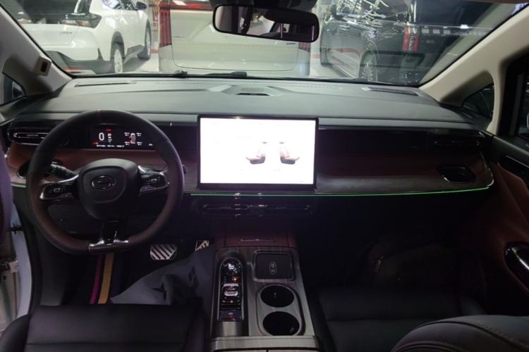 Used GAC Trumpchi E8 New Energy 2024 150km Longteng Glorious+ Center Console