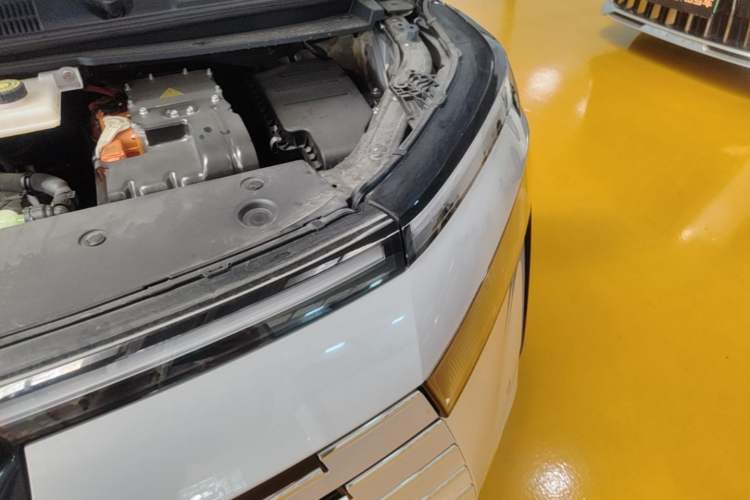 Used GAC Trumpchi E8 New Energy 2024 150km MAX Engine Bay Left