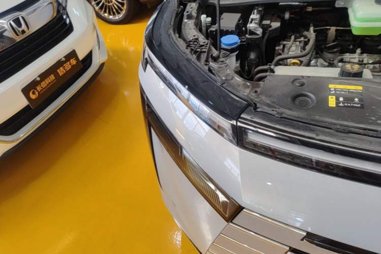 Used GAC Trumpchi E8 New Energy 2024 150km MAX Engine Bay Right