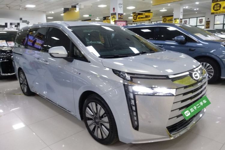 Used GAC Trumpchi E8 New Energy 2024 150km MAX+ Front Right 45 Deg