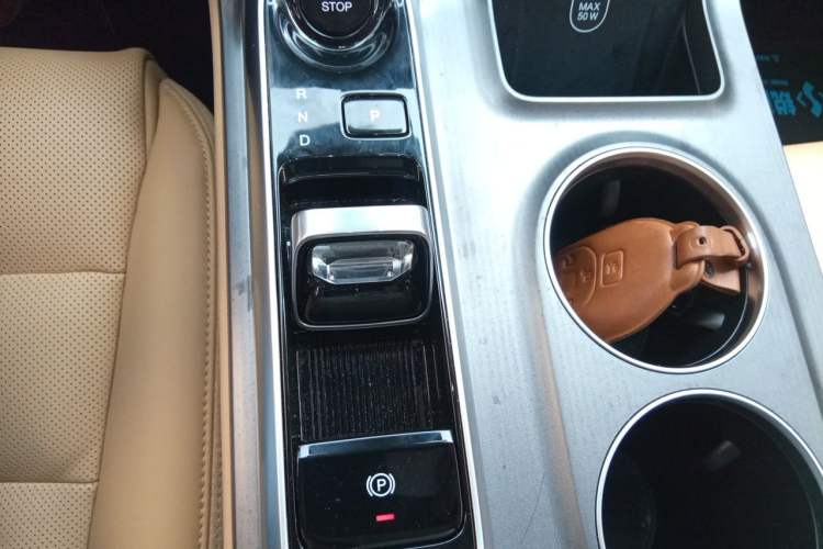 Used GAC Trumpchi E8 New Energy 2024 150km MAX Gear Lever